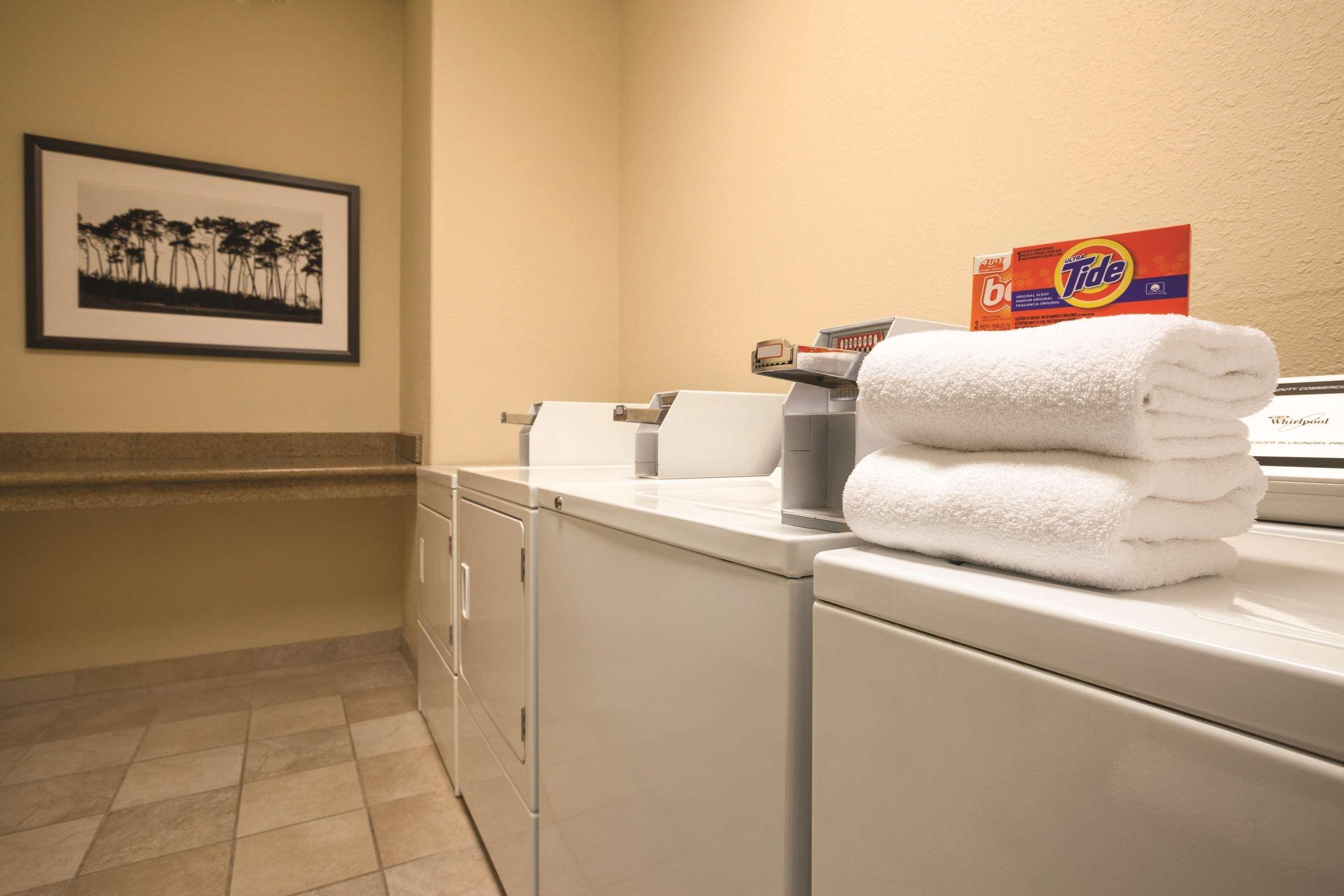 Country Inn & Suites By Radisson, Beckley, Wv Екстериор снимка