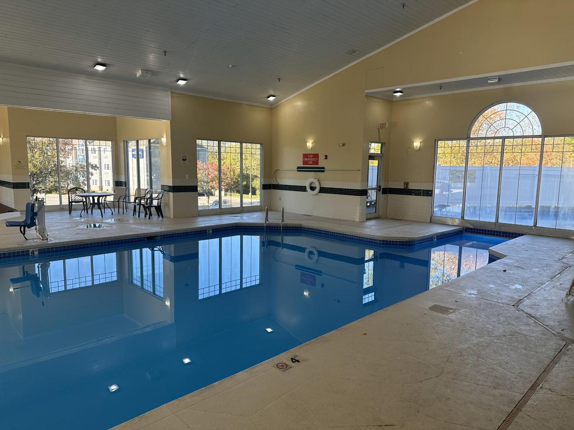 Country Inn & Suites By Radisson, Beckley, Wv Екстериор снимка